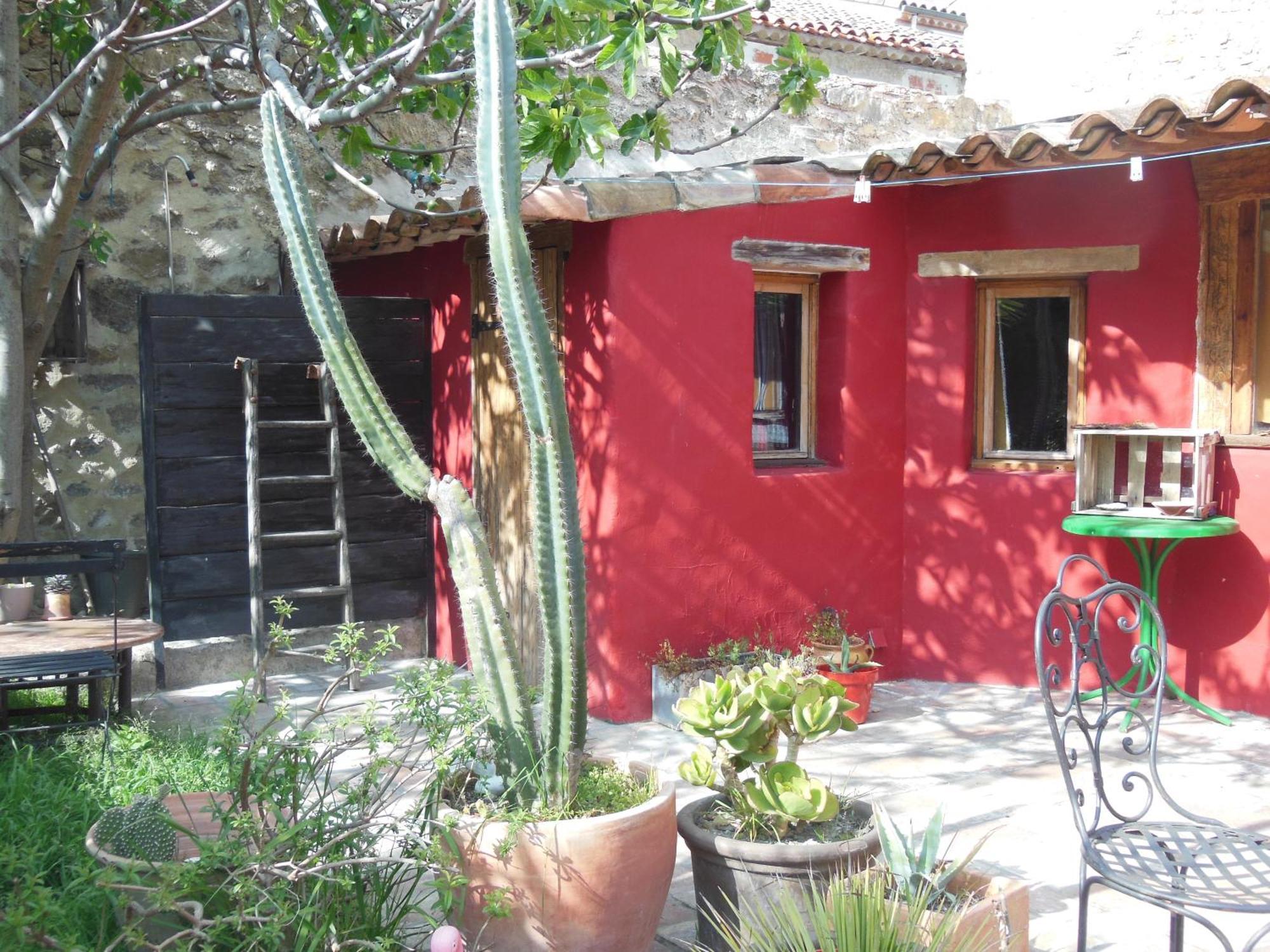 Maison Dans Jardin Villeseque-des-Corbieres Luaran gambar